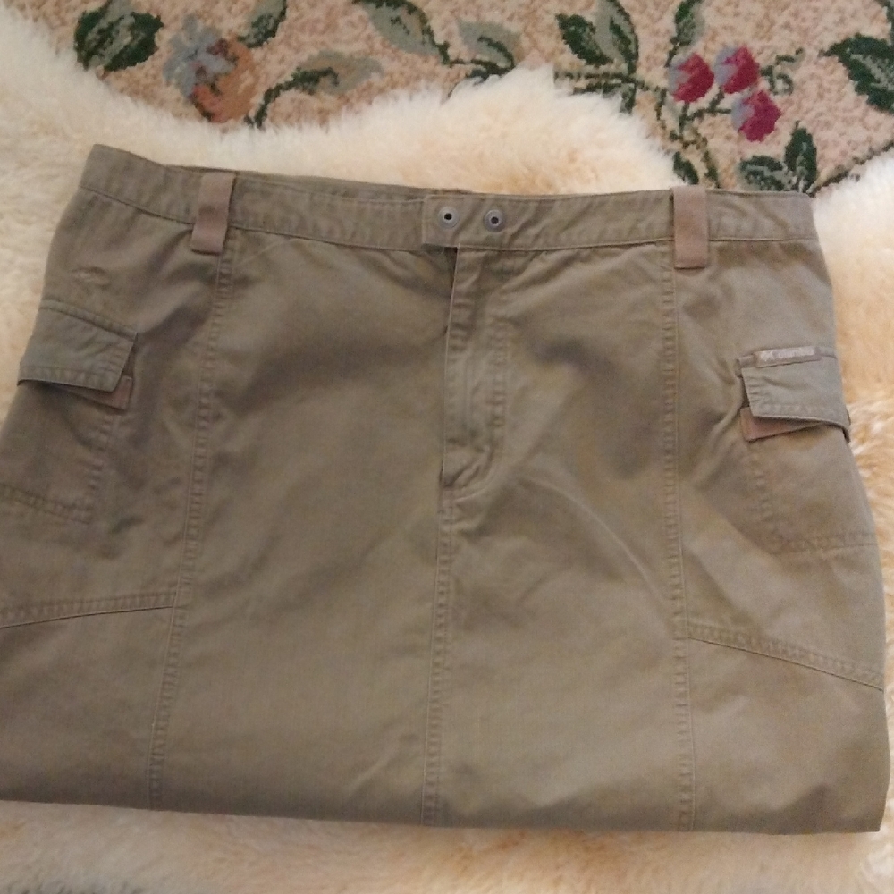 Columbia Women's Skirt Size 16